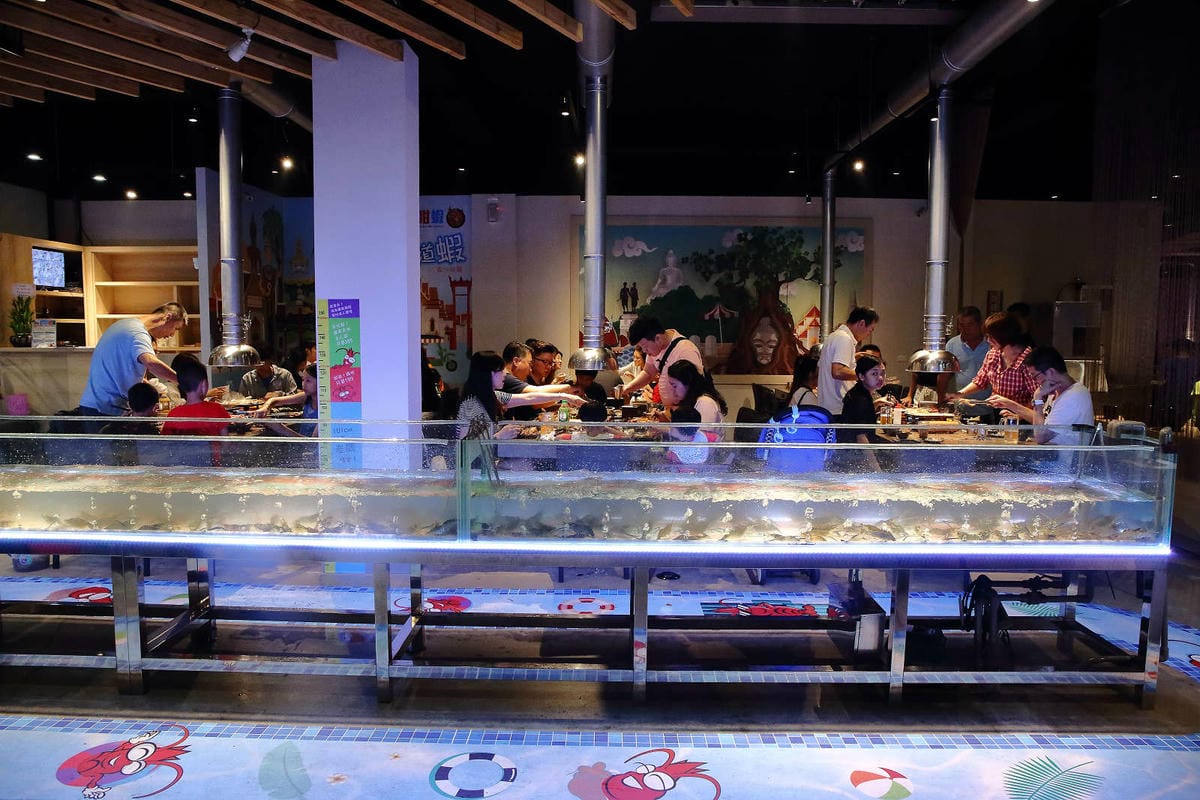 【食。桃園】泰咁蝦水道蝦〜桃園第一家超狂水道蝦吃到飽！泰國蝦、海鮮、肉品無限供應，不怕你抓完，只怕你吃不完！(已歇業)