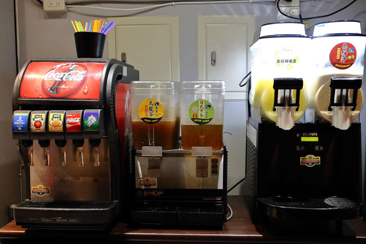 【食。桃園】泰咁蝦水道蝦〜桃園第一家超狂水道蝦吃到飽！泰國蝦、海鮮、肉品無限供應，不怕你抓完，只怕你吃不完！(已歇業)