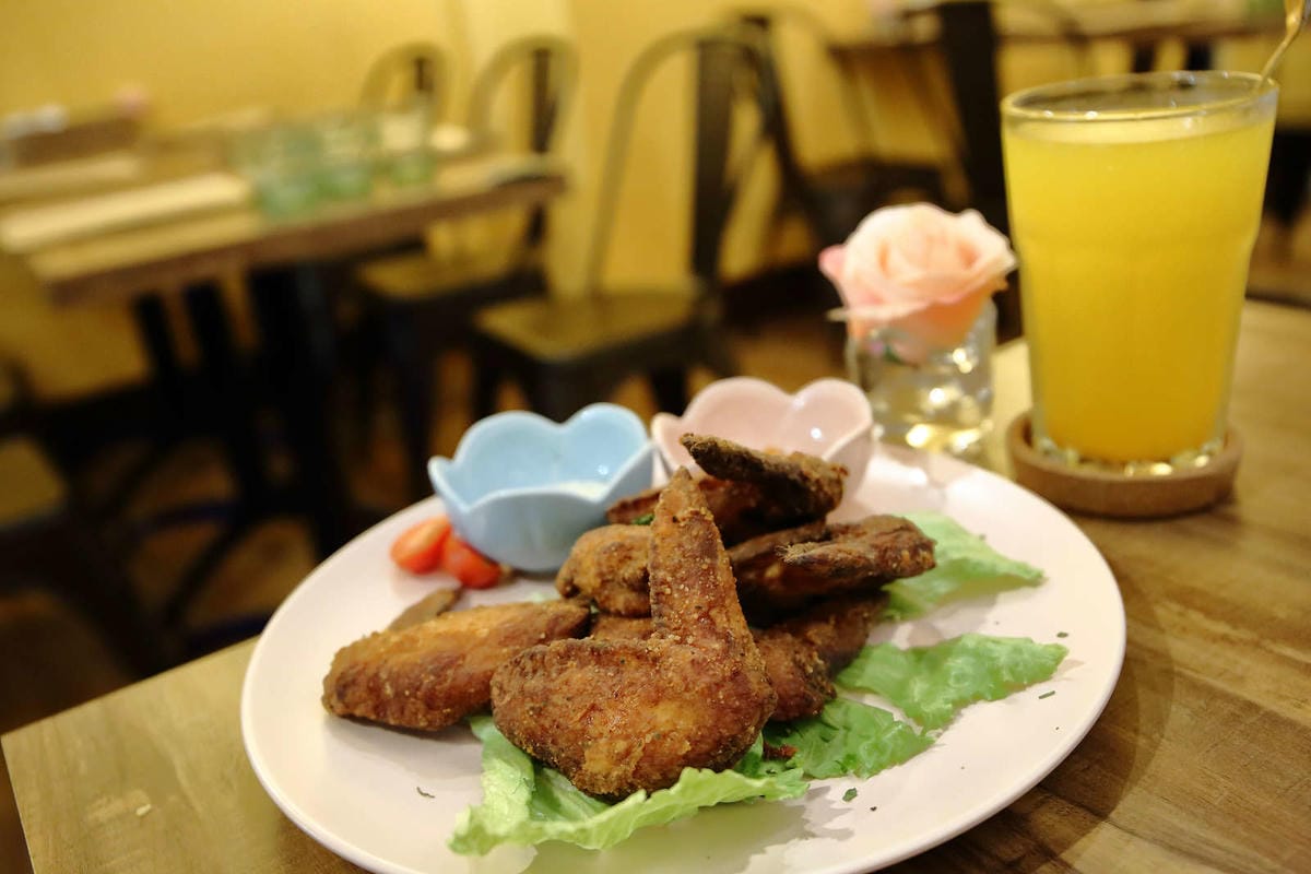 【食。台北】Jana cafe 嚼咖啡餐廳〜師大餐廳/師大義大利麵。師大商圈多國菜輕食，隱身巷弄異國美食！