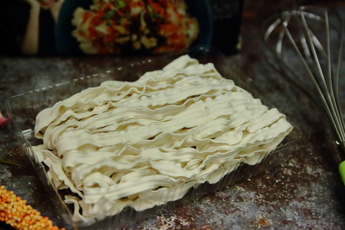 【人氣宅配團購】老媽拌麵-關廟麵專門店〜「老媽拌麵X泰國藍象餐廳」紅綠咖哩新口味上市,6分鐘就能快速上桌的美味,職業婦女們千萬別錯過!