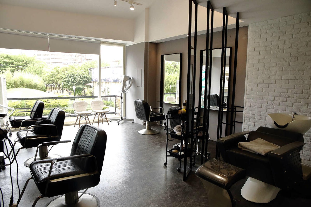 【新竹x變髮】壹。ONE HAIR SALON〜時尚髮型設計,溫塑燙自然捲度,隨興撥一撥自然好整理,原來燙捲可以這麼輕鬆!