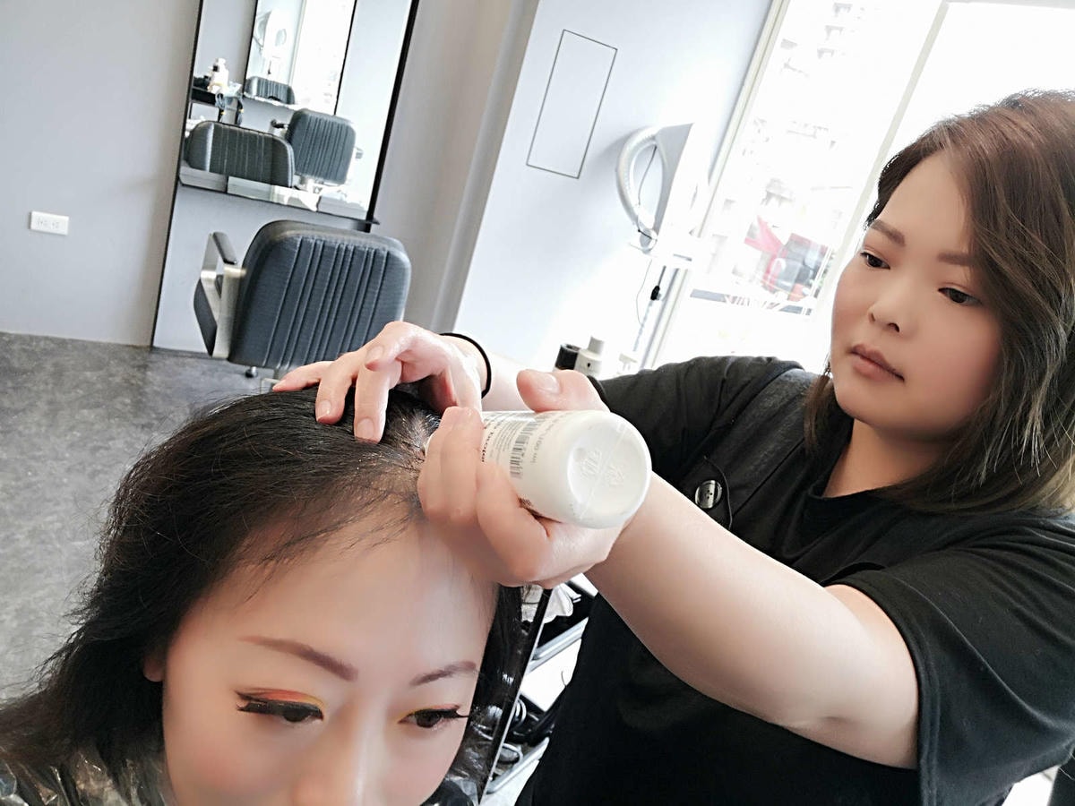 【新竹x變髮】壹。ONE HAIR SALON〜時尚髮型設計,溫塑燙自然捲度,隨興撥一撥自然好整理,原來燙捲可以這麼輕鬆!