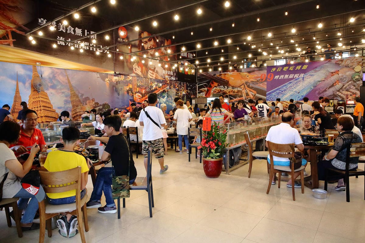 【食。八德】泰蝦樂 水道泰國蝦吃到飽〜八德吃到飽推薦！正宗泰國水道蝦新開幕！泰國蝦現夾現烤+熱炒沙拉吧讓你吃的不要不要的