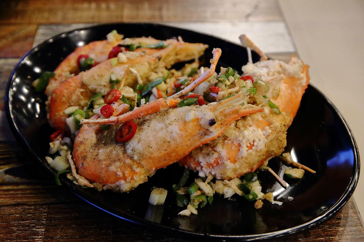 【食。八德】泰蝦樂 水道泰國蝦吃到飽〜八德吃到飽推薦！正宗泰國水道蝦新開幕！泰國蝦現夾現烤+熱炒沙拉吧讓你吃的不要不要的