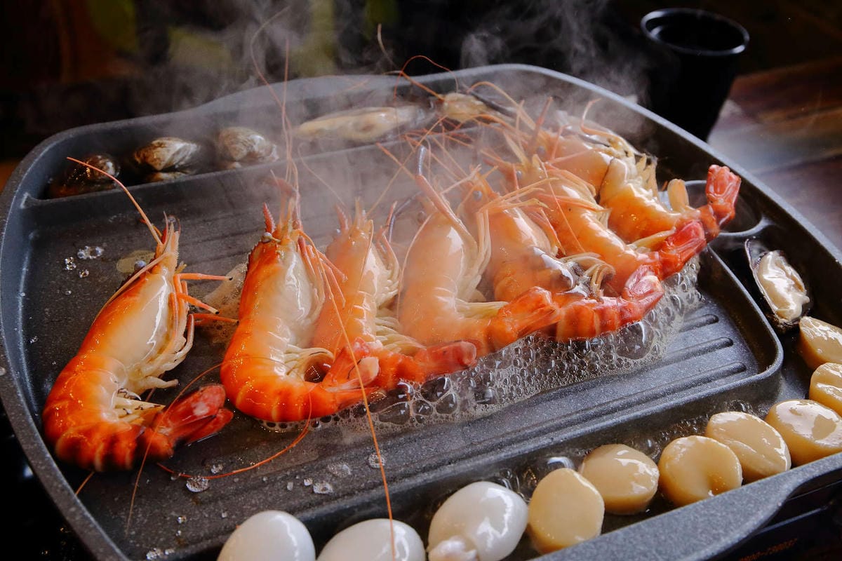 【食。八德】泰蝦樂 水道泰國蝦吃到飽〜八德吃到飽推薦！正宗泰國水道蝦新開幕！泰國蝦現夾現烤+熱炒沙拉吧讓你吃的不要不要的