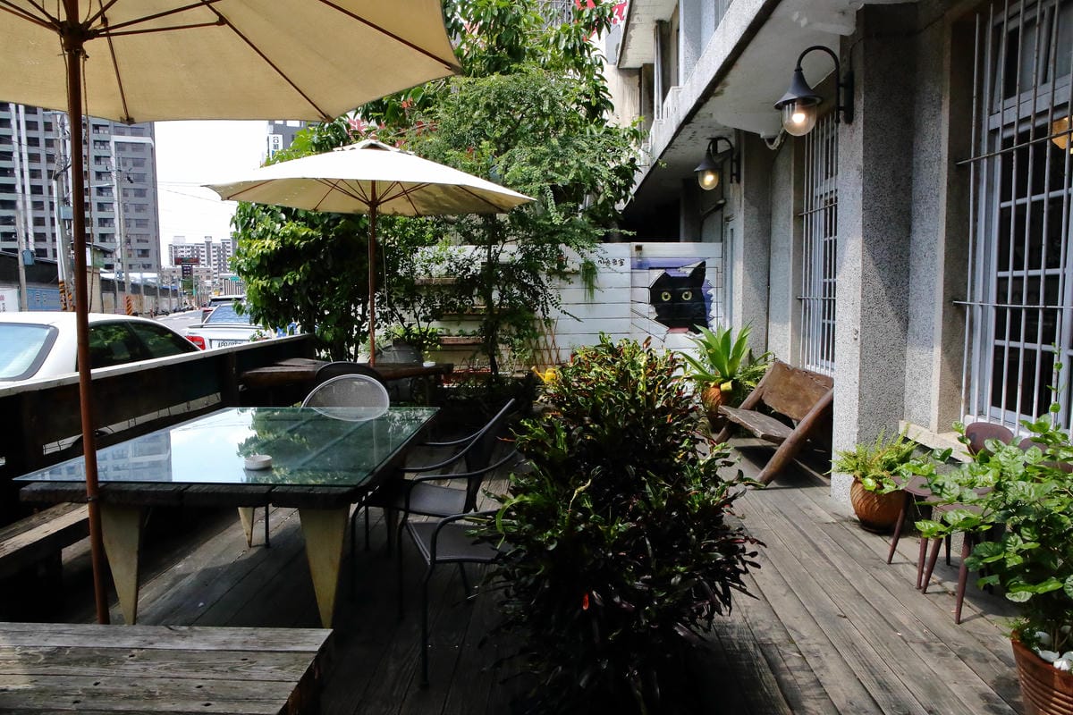 【食。八德】八塊画室〜偶像劇追劇景點！老診所改造文青咖啡廳，保證好拍的IG景點＋美食