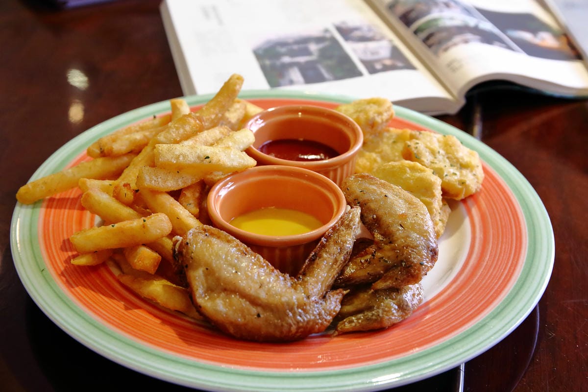 【食。八德】八塊画室〜偶像劇追劇景點！老診所改造文青咖啡廳，保證好拍的IG景點＋美食