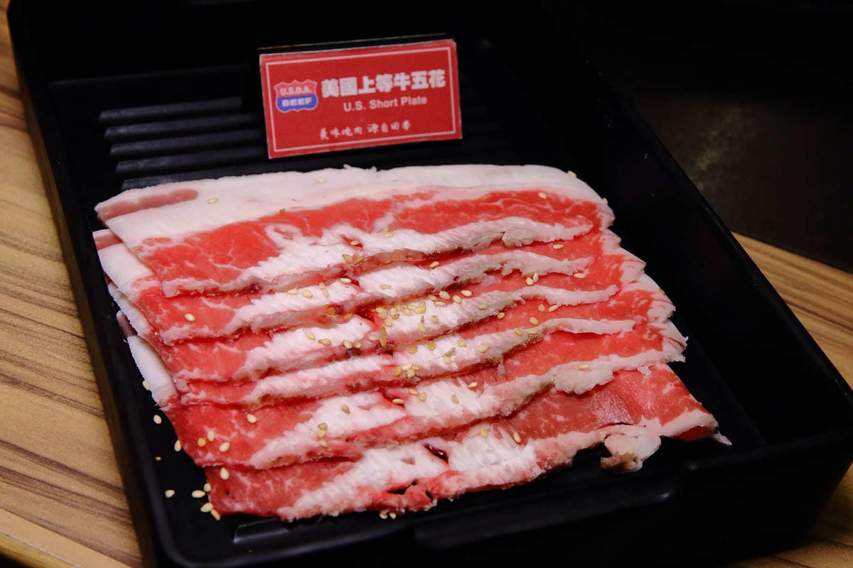 【食。中壢】田季發爺(中壢店)〜烤肉火鍋吃到飽，77種食材任吃，還有厚切牛排，大胃王最愛！