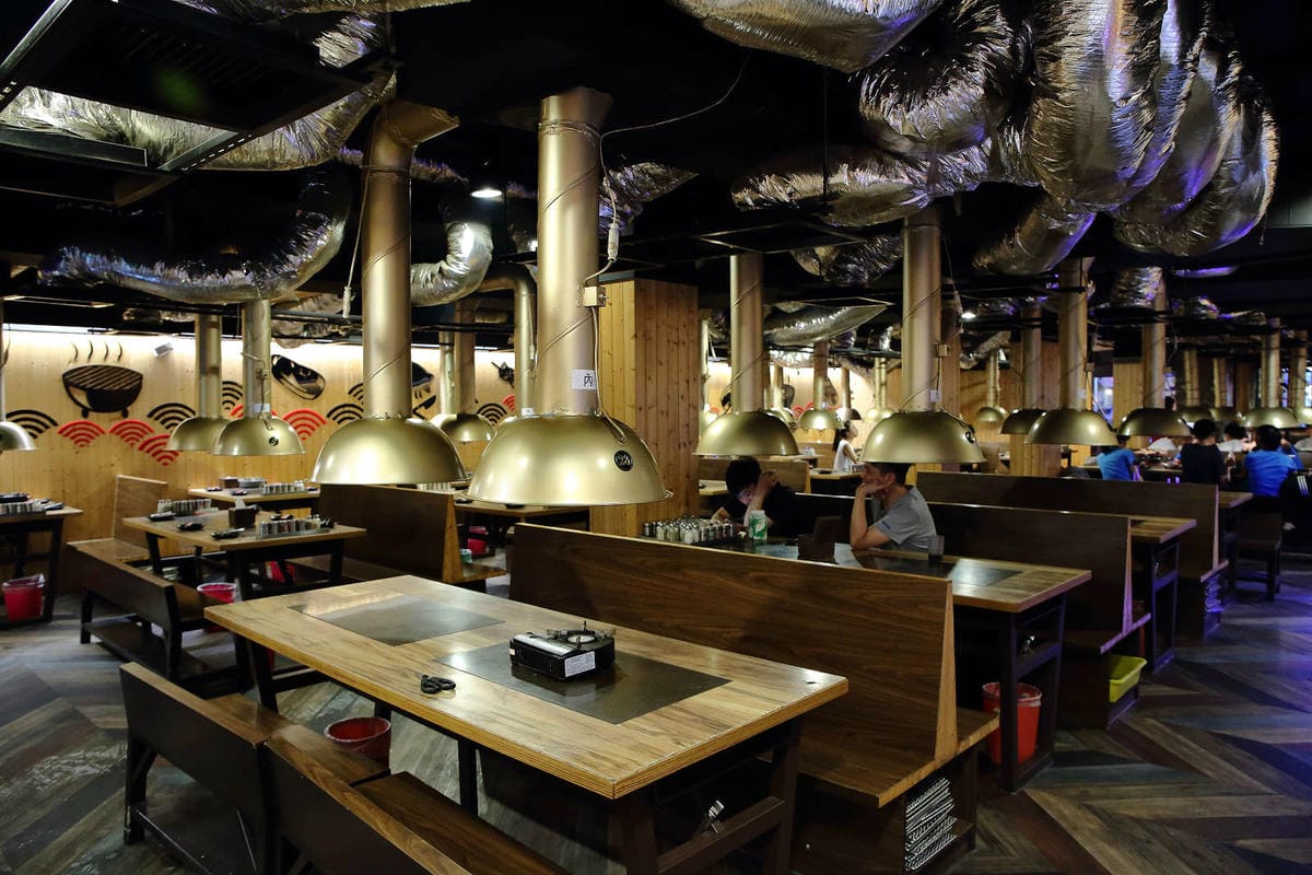 【食。中壢】田季發爺(中壢店)〜烤肉火鍋吃到飽，77種食材任吃，還有厚切牛排，大胃王最愛！