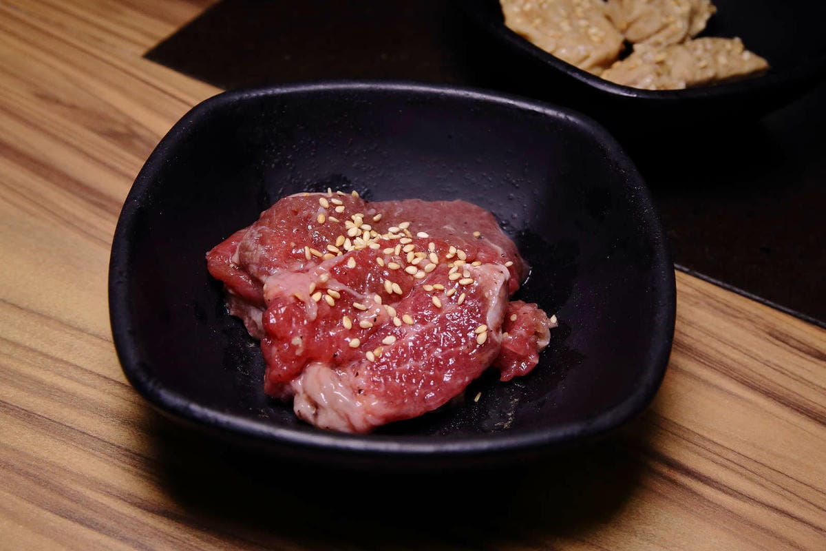 【食。中壢】田季發爺(中壢店)〜烤肉火鍋吃到飽，77種食材任吃，還有厚切牛排，大胃王最愛！