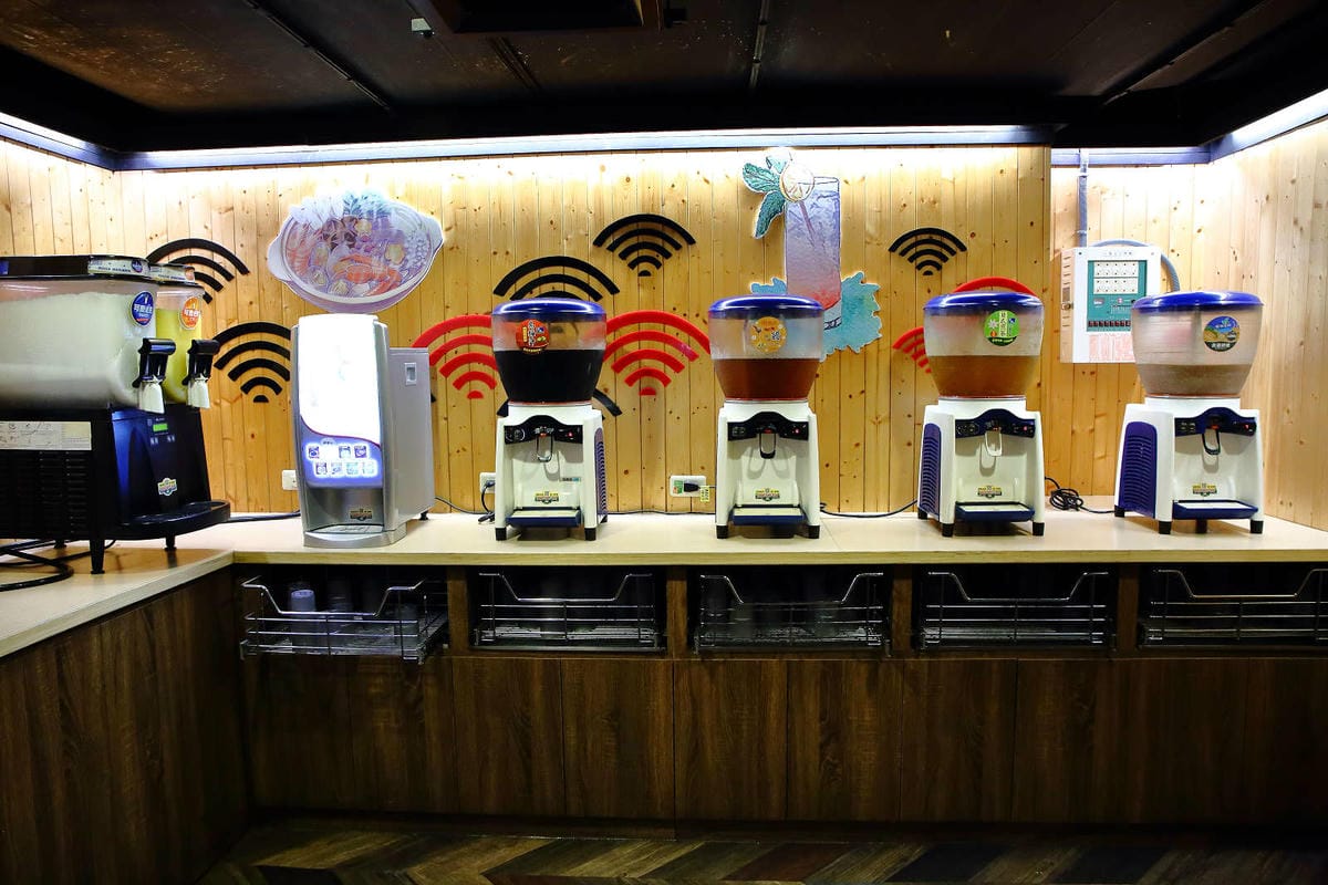 【食。中壢】田季發爺(中壢店)〜烤肉火鍋吃到飽，77種食材任吃，還有厚切牛排，大胃王最愛！