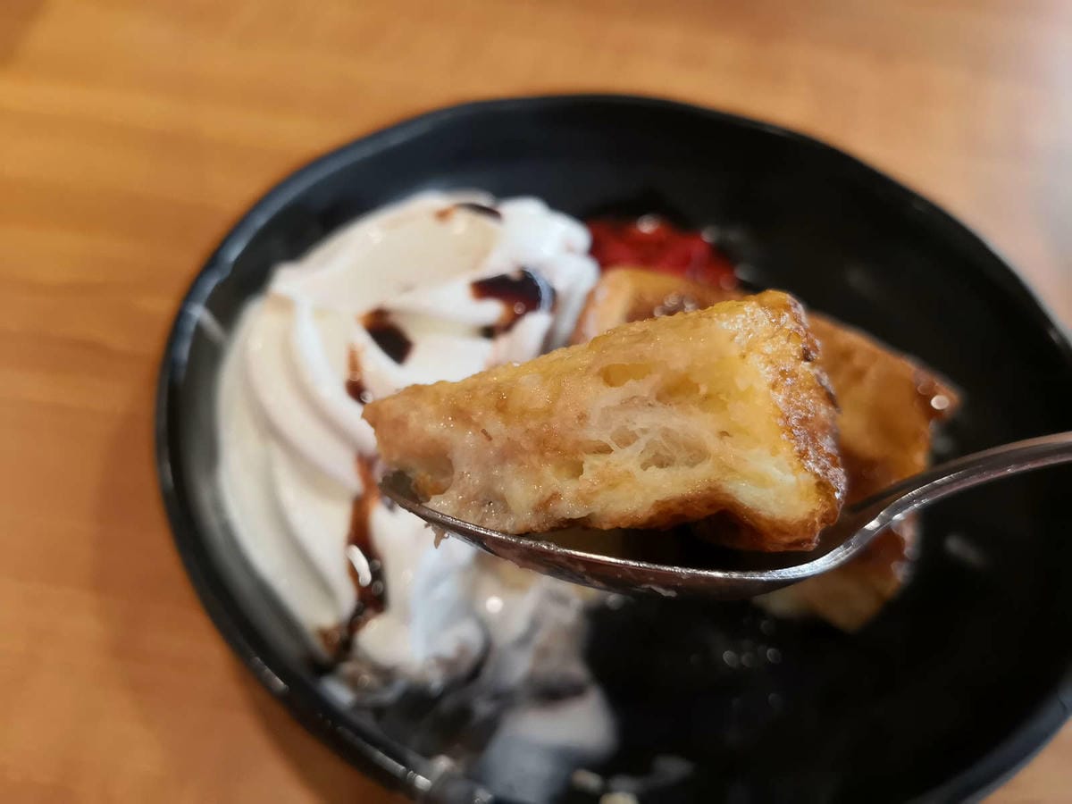 【食。永和】くら寿司 藏壽司 永和比漾店〜來自日本大阪的迴轉壽司插旗永和！壽司種類多到選擇障礙，吃滿五盤抽扭蛋試手氣，好吃又好玩！