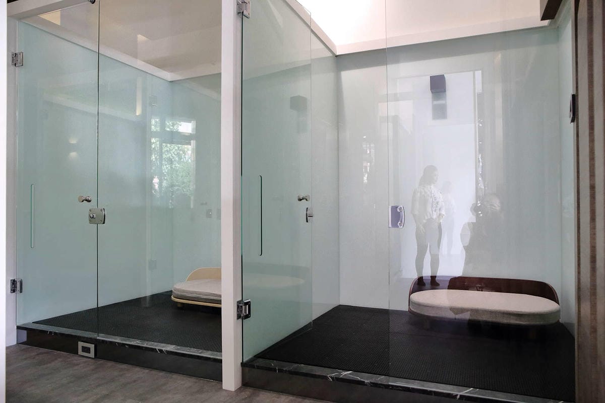 【宿。台中】沃夫寵物旅館〜全台最大七星級寵物旅館！專屬毛小孩