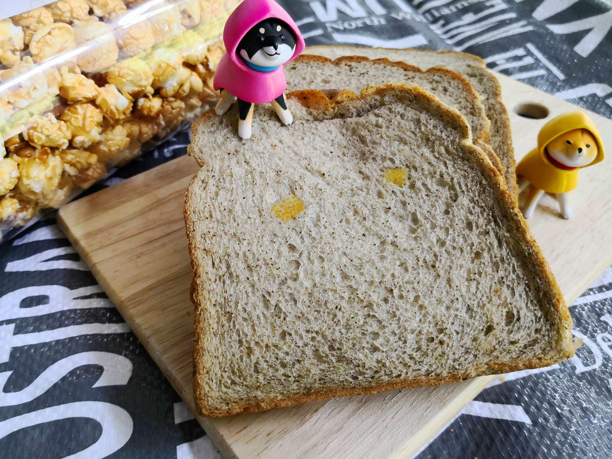 【食。三重】賴董土司〜三重好吃土司推薦！多種獨家口味特色吐司，多達13種吐司任你挑，無添加、鬆軟好吃