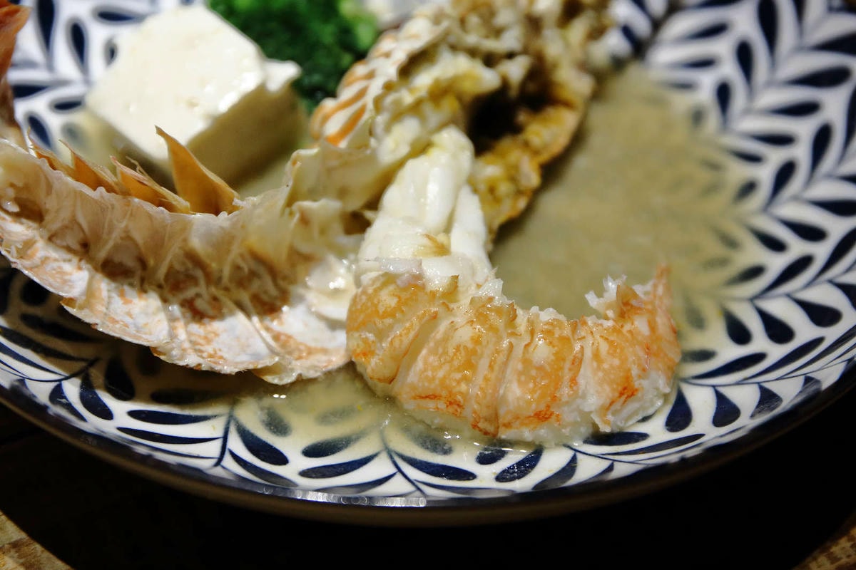 【食。台中】本壽司sushi stores〜台中日本料理推薦。職人手作好味道,平價享受新鮮海味,無菜單料理老饕最愛!(寵物友善餐廳)