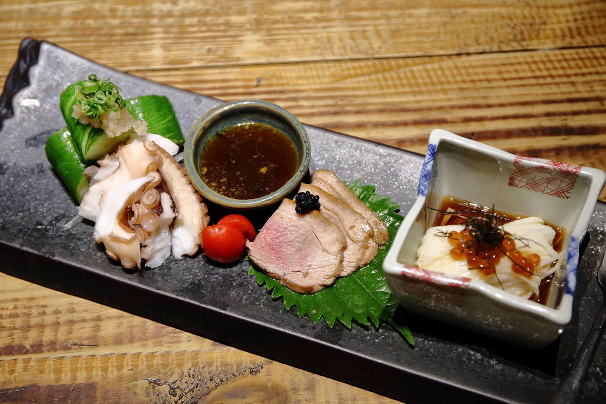 【食。台中】本壽司sushi stores〜台中日本料理推薦。職人手作好味道,平價享受新鮮海味,無菜單料理老饕最愛!(寵物友善餐廳)