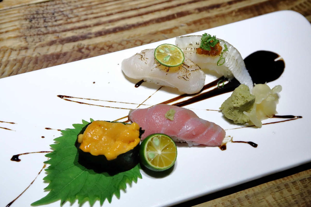 【食。台中】本壽司sushi stores〜台中日本料理推薦。職人手作好味道,平價享受新鮮海味,無菜單料理老饕最愛!(寵物友善餐廳)