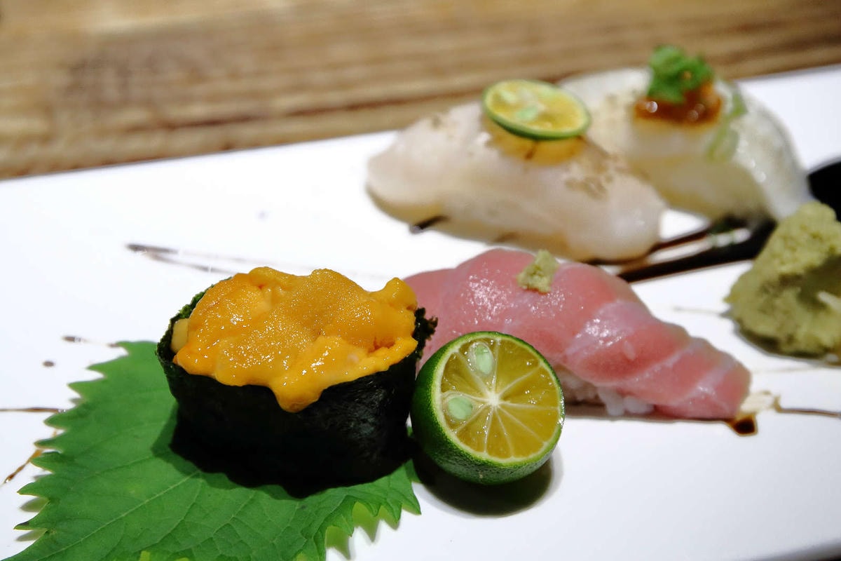 【食。台中】本壽司sushi stores〜台中日本料理推薦。職人手作好味道,平價享受新鮮海味,無菜單料理老饕最愛!(寵物友善餐廳)