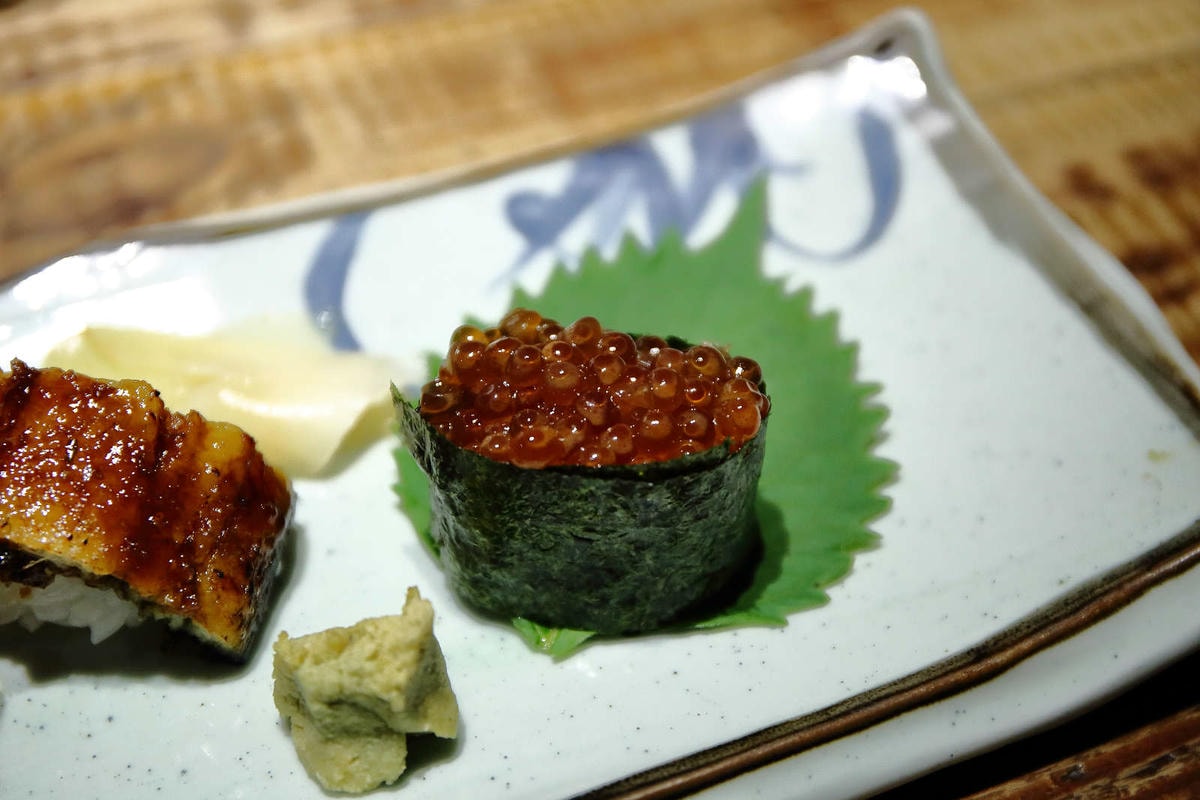 【食。台中】本壽司sushi stores〜台中日本料理推薦。職人手作好味道,平價享受新鮮海味,無菜單料理老饕最愛!(寵物友善餐廳)