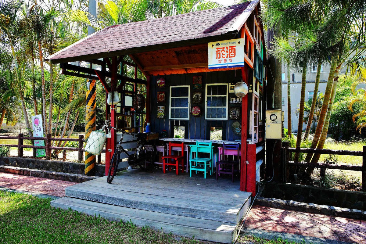 【遊。桃園】蘆竹坑子溪休閒農業區(坑子土角厝)〜假日遛毛小孩必看!免費參觀,好玩好拍桃園IG打卡景點就醬玩!