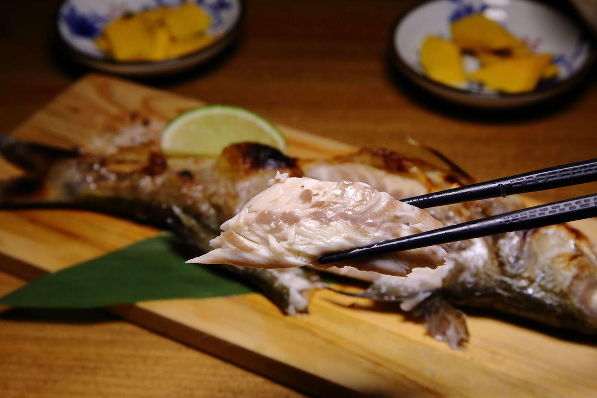 【食。台北】東區餐酒館MURA Lunch&Dinner〜八點檔花露水女神開的餐酒館!CP值爆表餐點超美味,下班放鬆聚餐首選!