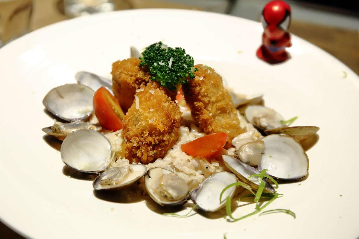 【食。台北】黑熊愛跳舞〜大安美式餐廳。食尚玩家介紹，一定要收藏，超浮誇視覺系人氣美食！(寵物友善)