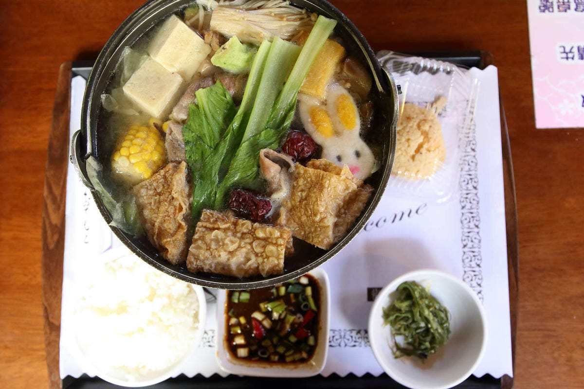 【遊。苗栗】南庄碧絡角花園咖啡〜隱身於山林中的秘密花園，四季如畫的花海，浪漫造景拍不完！