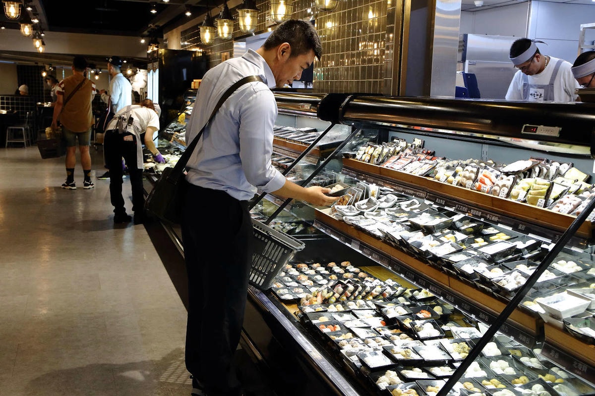 【食。新店】祥富水產火鍋超市(新店家樂福店)〜全台第一家海鮮超市火鍋。想吃什麼自己挑,海鮮產地直送澎派新鮮漁貨美味上桌!(已歇業)