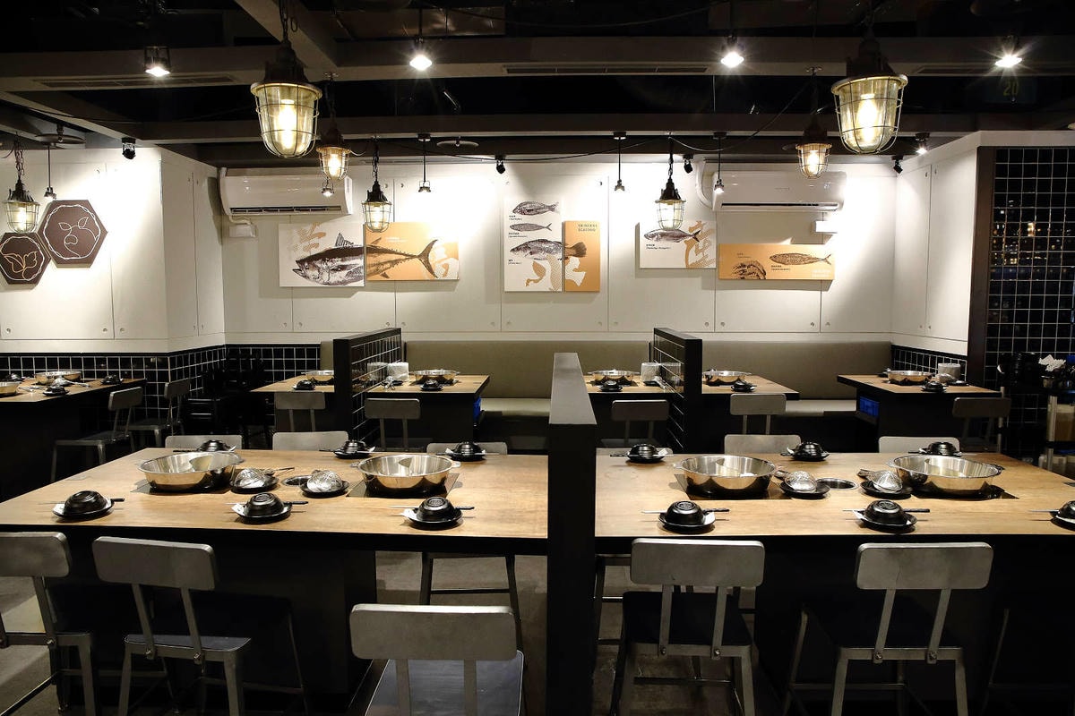 【食。新店】祥富水產火鍋超市(新店家樂福店)〜全台第一家海鮮超市火鍋。想吃什麼自己挑,海鮮產地直送澎派新鮮漁貨美味上桌!(已歇業)