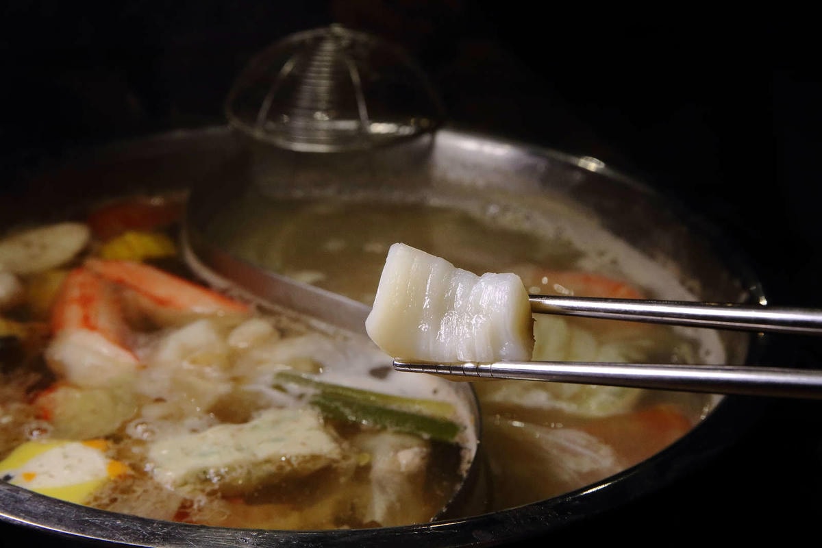 【食。新店】祥富水產火鍋超市(新店家樂福店)〜全台第一家海鮮超市火鍋。想吃什麼自己挑,海鮮產地直送澎派新鮮漁貨美味上桌!(已歇業)