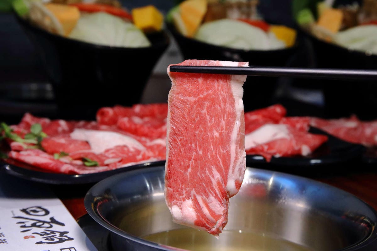 【食。三重】田原鍋日式涮涮鍋〜2019新開幕三重火鍋推薦。白飯/烏龍麵/冬粉/飲料/冰淇淋通通吃到飽，超高CP嚴選食材，吃一次就愛上啦！