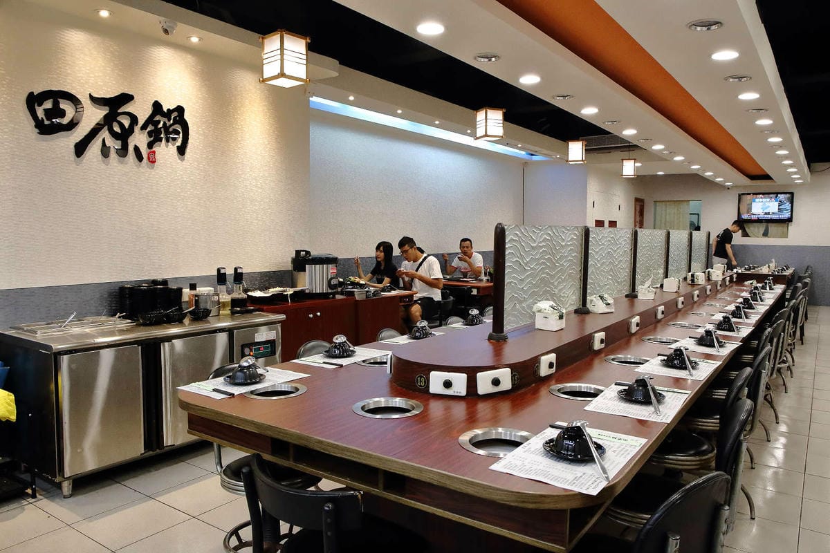 【食。三重】田原鍋日式涮涮鍋〜2019新開幕三重火鍋推薦。白飯/烏龍麵/冬粉/飲料/冰淇淋通通吃到飽，超高CP嚴選食材，吃一次就愛上啦！