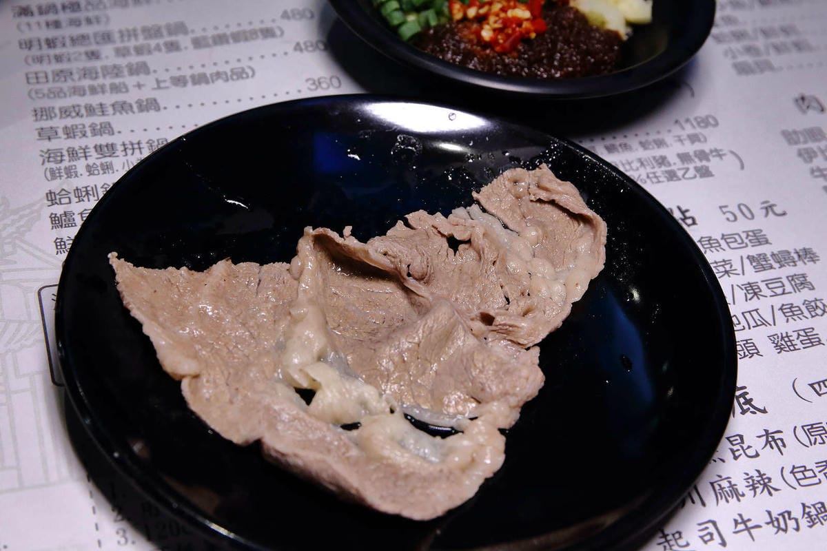 【食。三重】田原鍋日式涮涮鍋〜2019新開幕三重火鍋推薦。白飯/烏龍麵/冬粉/飲料/冰淇淋通通吃到飽，超高CP嚴選食材，吃一次就愛上啦！