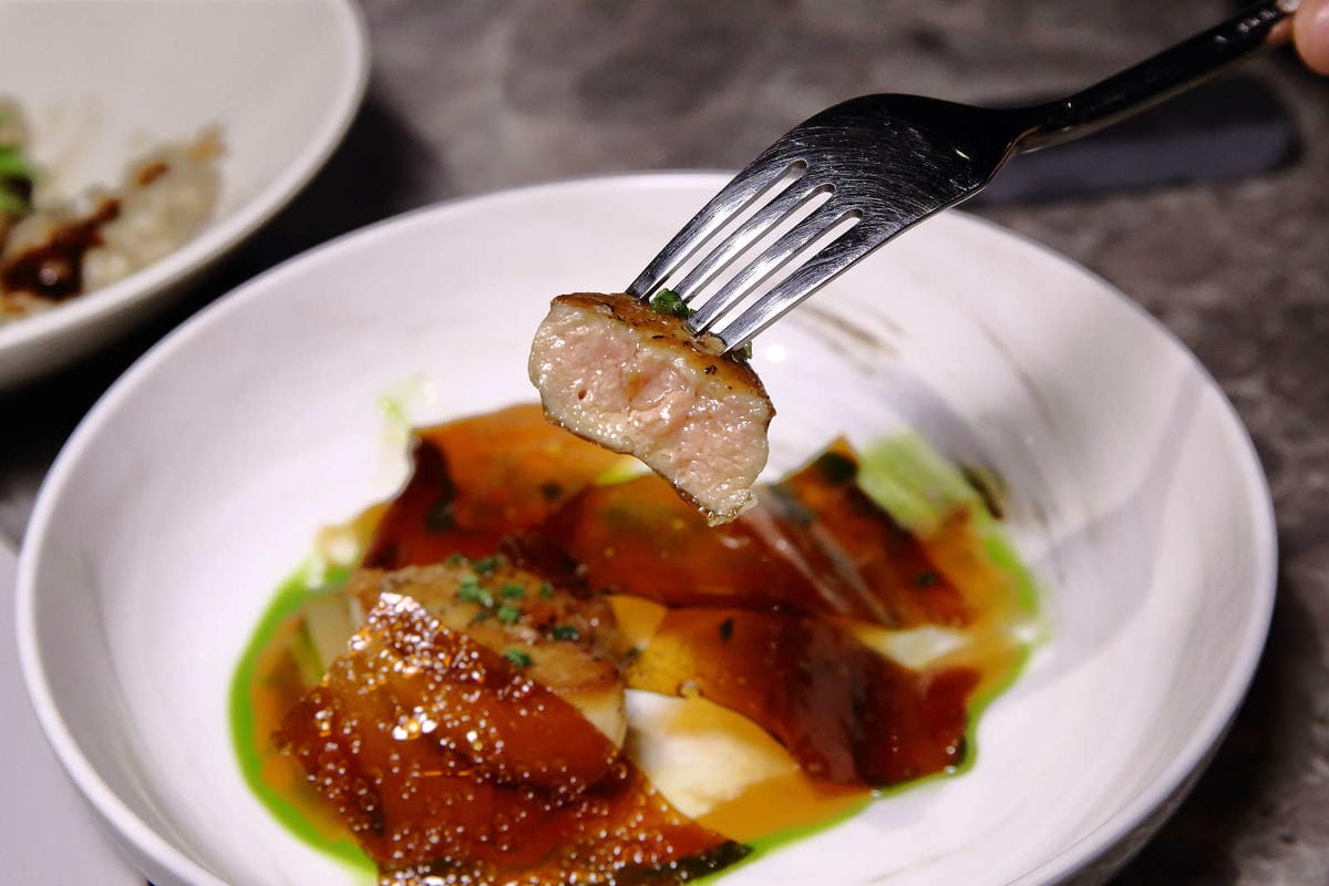 【食。台北】ULV Restaurant And Bar〜大安餐酒館。質感美味的商業午餐，偶爾奢侈一下，夢幻香煎鴨肝！