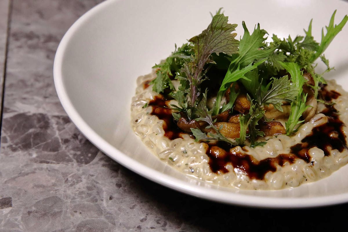 【食。台北】ULV Restaurant And Bar〜大安餐酒館。質感美味的商業午餐，偶爾奢侈一下，夢幻香煎鴨肝！