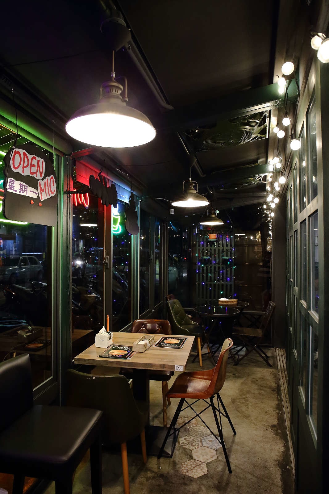 【食。台北】Patio 46 沛緹歐美式餐廳〜萬芳醫院站美食。麥當勞行政創意主廚開的正宗美式口味餐廳,激推超多肉汁雙層漢堡!