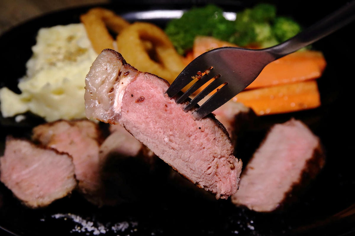 【食。台北】Patio 46 沛緹歐美式餐廳〜萬芳醫院站美食。麥當勞行政創意主廚開的正宗美式口味餐廳,激推超多肉汁雙層漢堡!