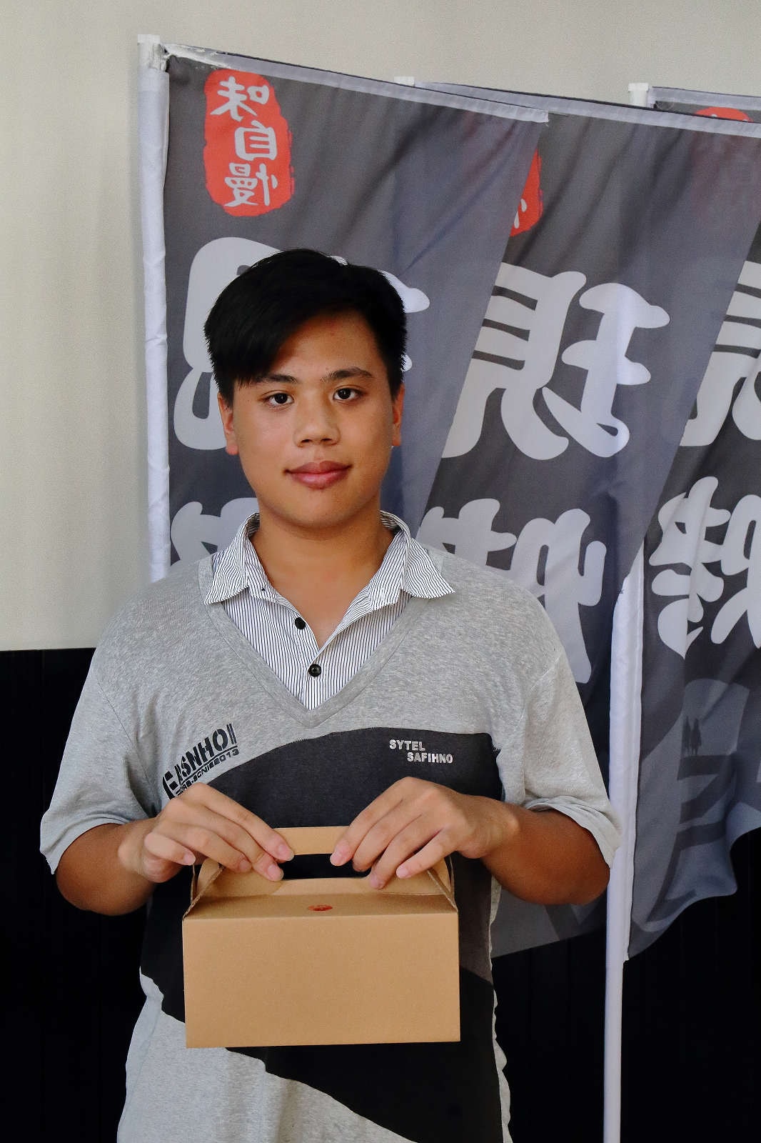 【食。林口】夯立方炙烤雞腿速食店〜國民美食新發現!鮮嫩多汁的獨門義式烤雞,每天採買新鮮雞肉現點現烤,爆漿不吃不可!