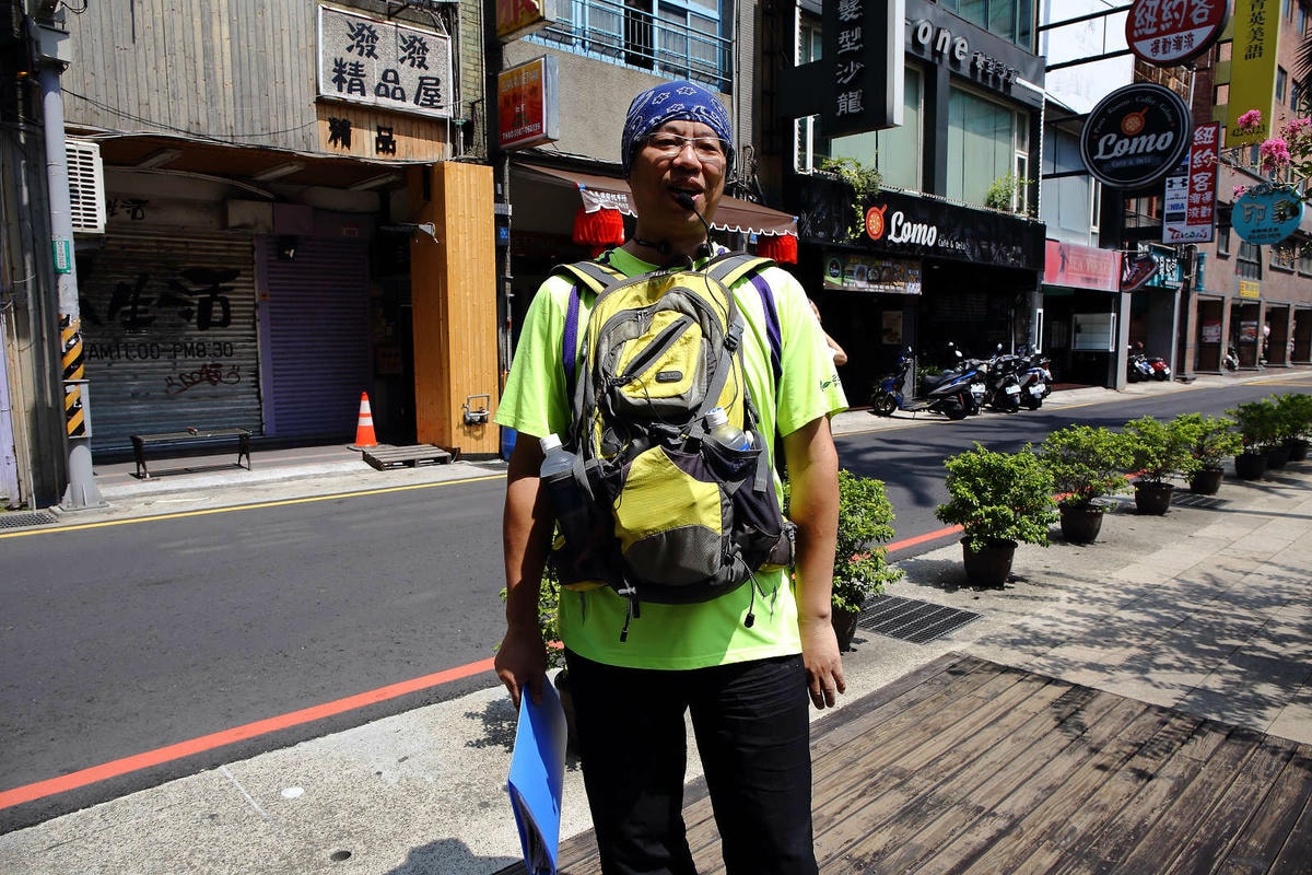 【遊。中壢】中壢站前中平商圈〜中壢最好吃、最好逛、最好買的中平商圈,城市散步帶你住進時光隧道