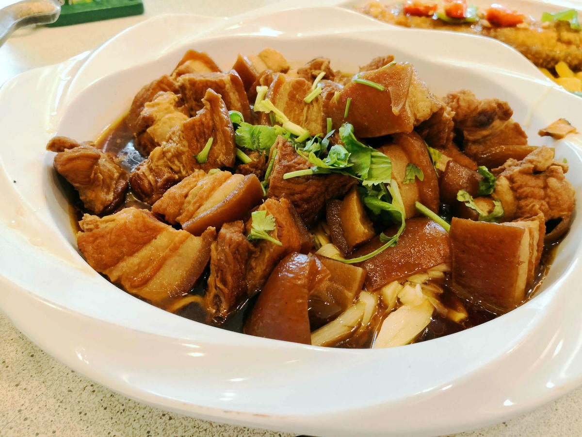 【食。新屋】郭鵝肉海產店〜行仔內必吃鵝肉餐廳,熱炒只要160元起,超平價!山珍海味來這就對了!(寵物友善餐廳)