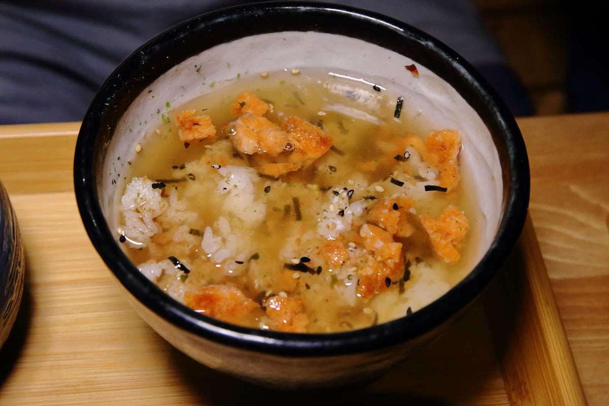 【食。基隆】螢火Hotarubi居酒屋〜基隆居酒屋推薦。濃濃日本風中享用美味串燒,餐點種類多元又好吃,在地人激推,CP值破表!