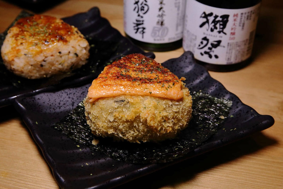 【食。基隆】螢火Hotarubi居酒屋〜基隆居酒屋推薦。濃濃日本風中享用美味串燒,餐點種類多元又好吃,在地人激推,CP值破表!