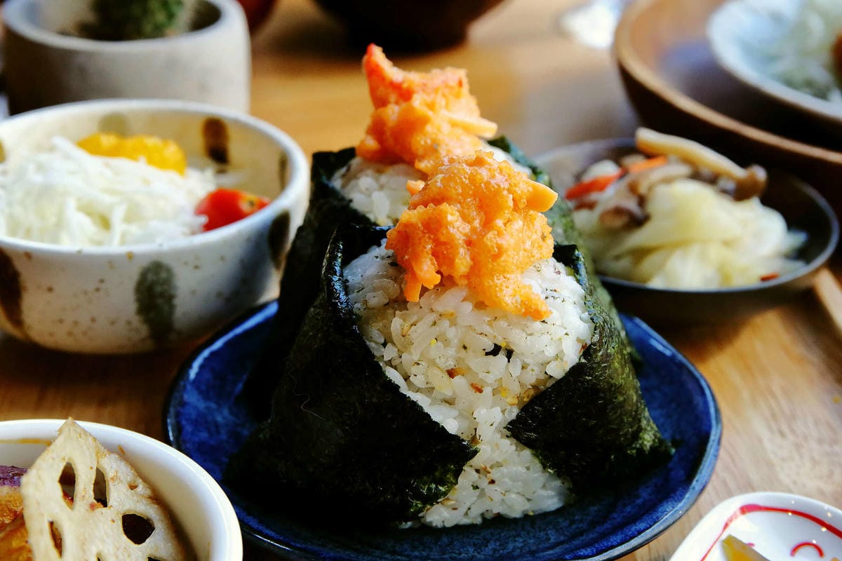 【食。桃園】日和 . まいにち〜隱藏巷弄裡人氣日式早午餐，現點現做日式飯糰，重現經典日本道地家庭味！