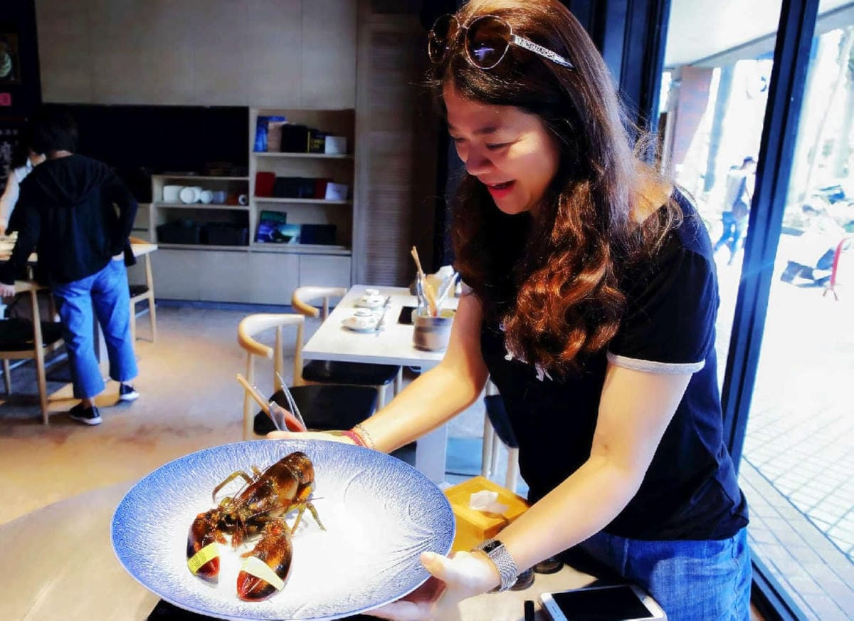 【食。新竹】山上走走日式無菜單海鮮鍋物〜頂級鍋物x創意無菜單日式料理，1000元有找吃得到活龍蝦！