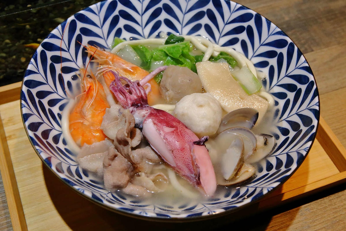 【食。永和】滿鱻〜永和必嘗海派大份量日式丼飯!鋪滿碗公Prime牛肉山無敵澎湃海鱻丼,沒有最狂,只有更狂!