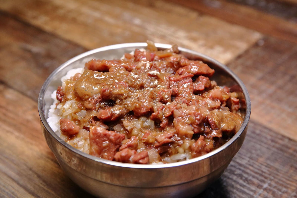 【食。板橋】火夯seafood 海鮮燒烤〜地表最強海鮮燒烤,浮誇無極限!超巨大手臂蝦、大生蠔,半露天燒烤海鮮控的最愛!(寵物友善餐廳)(已歇業)