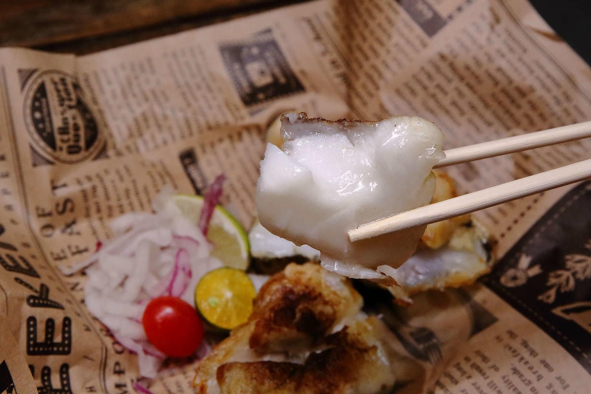 【食。板橋】火夯seafood 海鮮燒烤〜地表最強海鮮燒烤,浮誇無極限!超巨大手臂蝦、大生蠔,半露天燒烤海鮮控的最愛!(寵物友善餐廳)(已歇業)