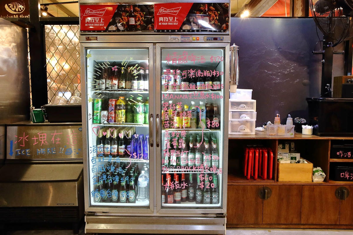 【食。板橋】火夯seafood 海鮮燒烤〜地表最強海鮮燒烤,浮誇無極限!超巨大手臂蝦、大生蠔,半露天燒烤海鮮控的最愛!(寵物友善餐廳)(已歇業)