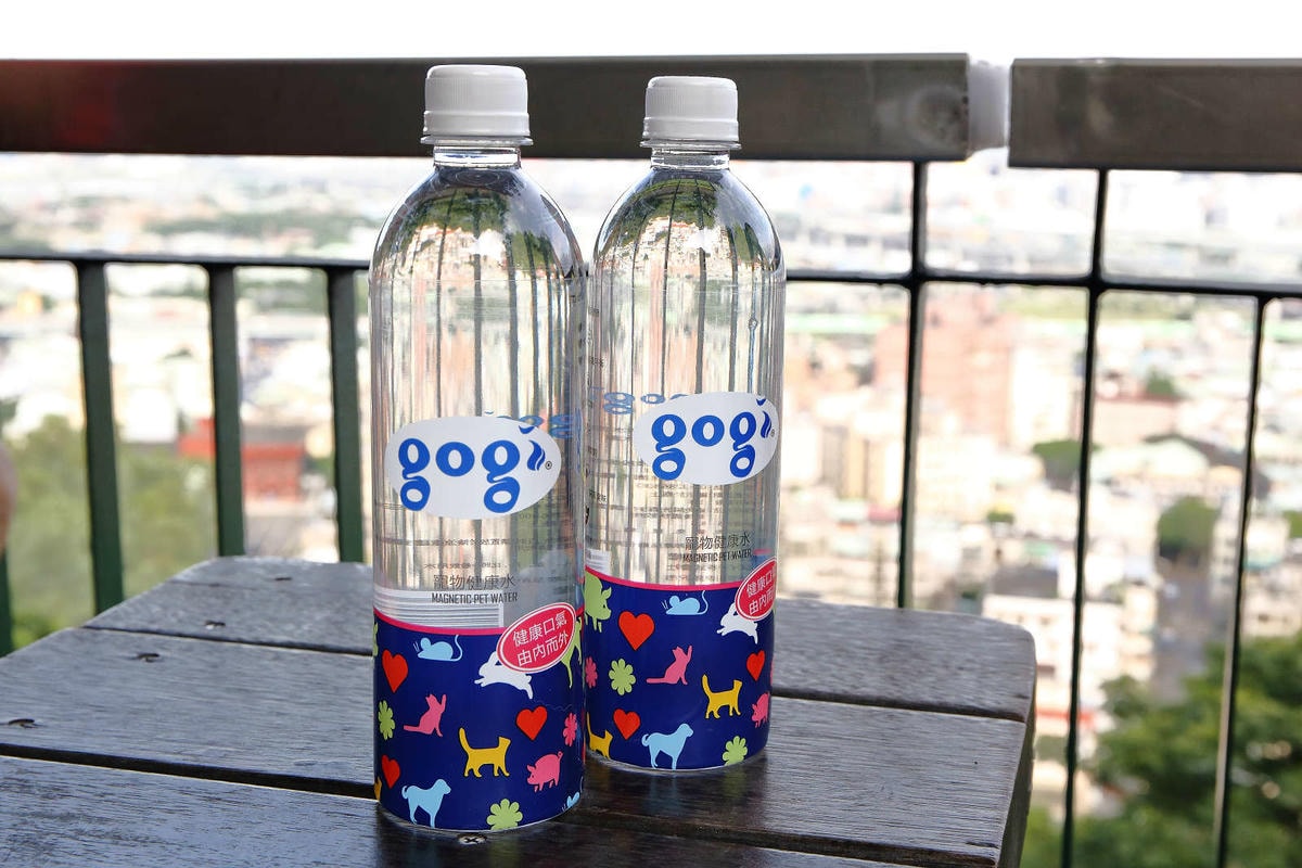 【寵物飲水推薦】Gogi water寵物飲水〜GOGI寵物健康水,來自日本最新的科技,從今天起,讓狗狗愛上喝水!
