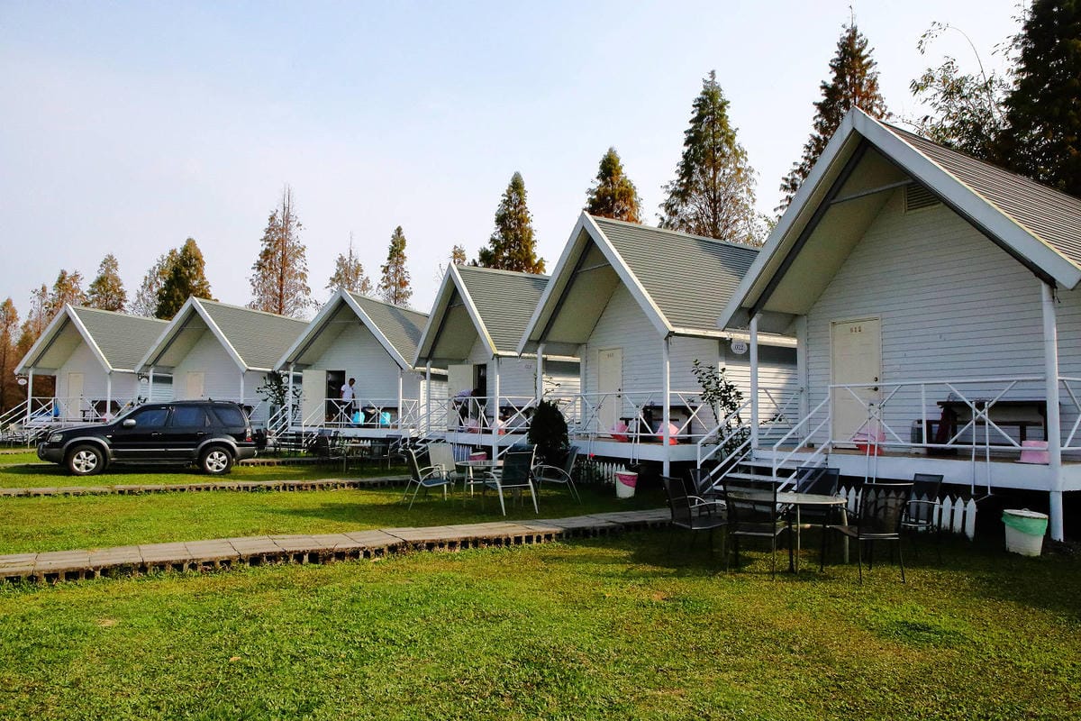 【宿。嘉義】悅來居莊園〜嘉義友善寵物民宿。落羽松森林小木屋、